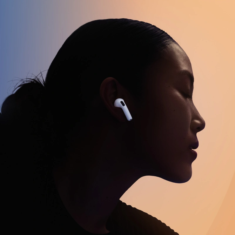 Беспроводные наушники Apple AirPods 4 (MXP63). Фото 4