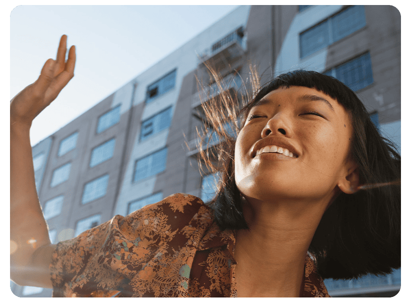 samsung-galaxy-s25-edge-samyy-tonkiy-05