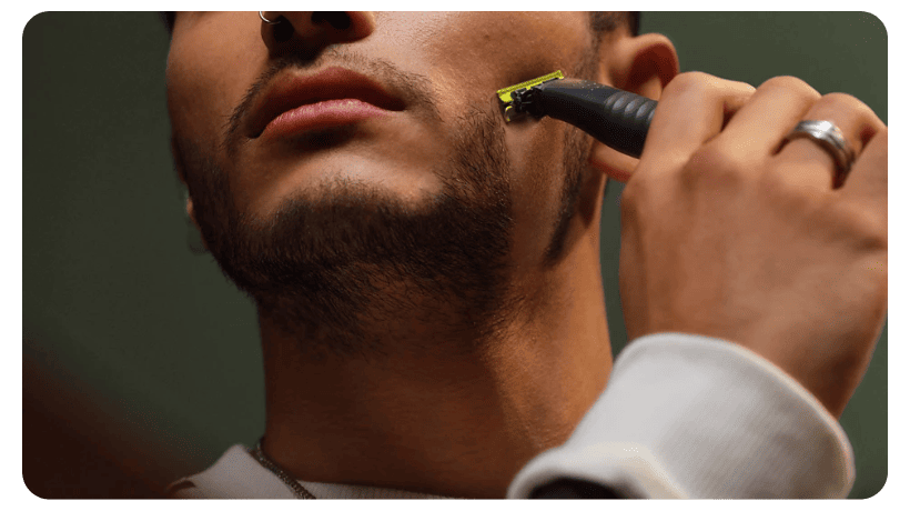 Philips-OneBlade-QP1424-10-05