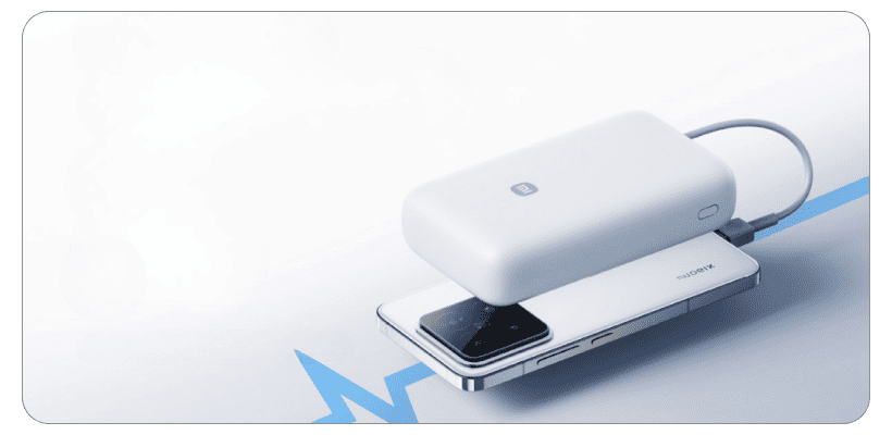 XiaoMi-Power-Bank-with-Built-in-Cable-PB2020MI-05